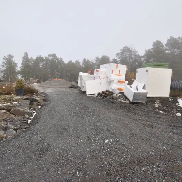 skärgård, gräva, husbygge, design, arkitektur, sommarstuga, altan, spränga, grävmaskin, arkitekt, plattapåmark, täby, stockholm, sverige, arkitekturdesign, uppfart, bascointeriör, bastu, spa, håkancorneliusson, bygg, brunn, anläggaväg, betong, gjuta, kantelement, golvvärme