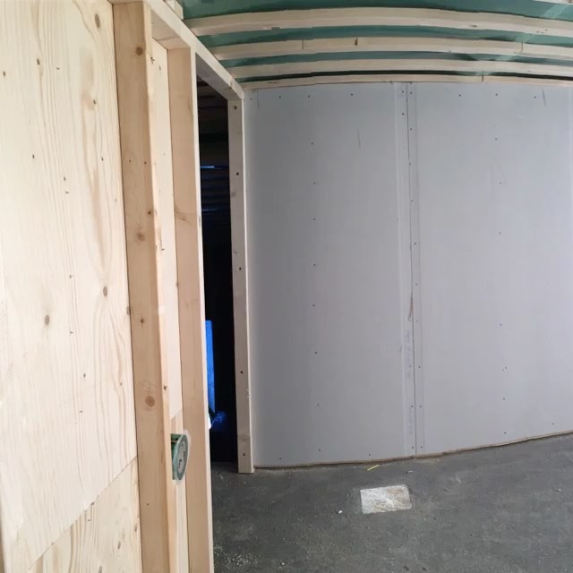 skärgård, gräva, husbygge, design, arkitektur, sommarstuga, altan, spränga, grävmaskin, arkitekt, plattapåmark, täby, stockholm, sverige, arkitekturdesign, uppfart, bascointeriör, bastu, spa, håkancorneliusson, bygg, brunn, anläggaväg, betong, gjuta, kantelement, golvvärme, byggahus, lösvirkeshus